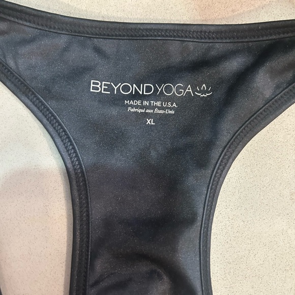 Beyond Yoga Charcoal Tank Top - Picture 3 of 6